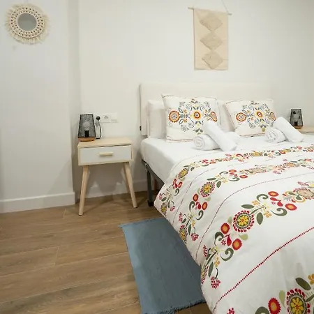 U-nique Pintor Joaquin Sorolla Apartman Málaga